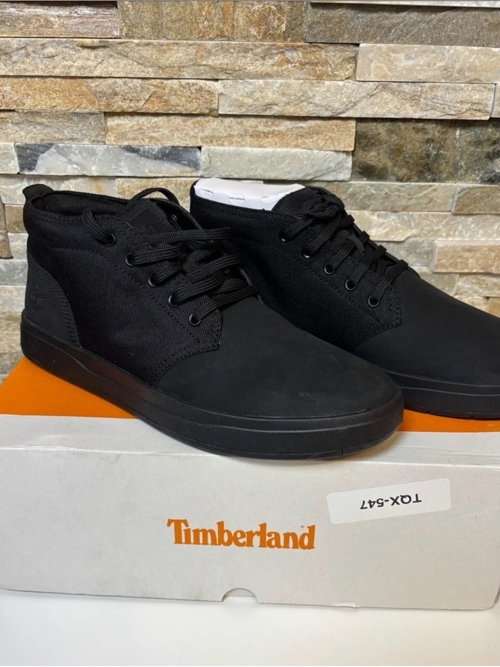 Timberland Davis Square Chukka Sneakers Men’s 10 Triple Black Nubuck NWT